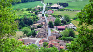 Vue du village de Châteaudouble en Drôme