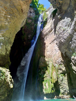 Chute de la Druise (72 m) à Omblèze