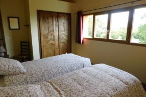 Chambre de la tour du gîte le Chacelou à Châteaudouble