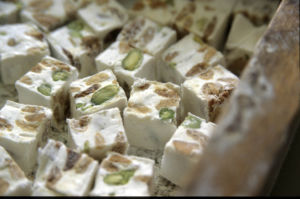 Nougat, spécialité de Montélimar