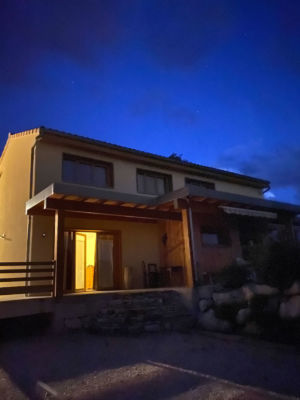 Gîte de groupe le Chacelou à Châteaudouble dans la Drôme, extérieur nuit